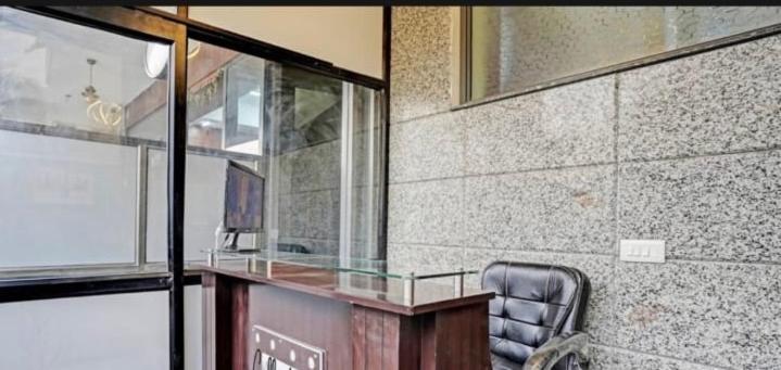 Savanna - A Boutique Stay Нойда Екстер'єр фото